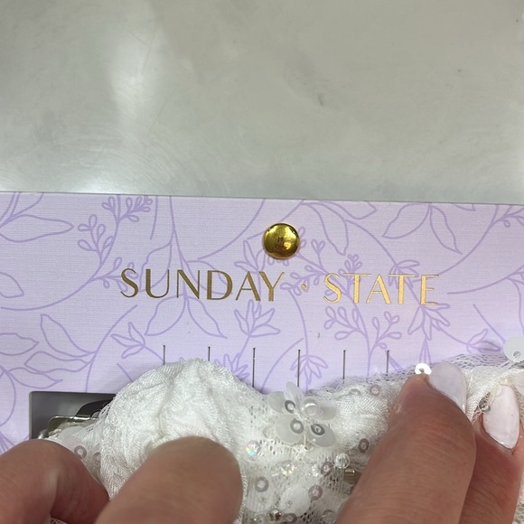 Sunday State Large White Hair Bow, Sequin, Pearl, Flower Detail - Picture 2 of 6